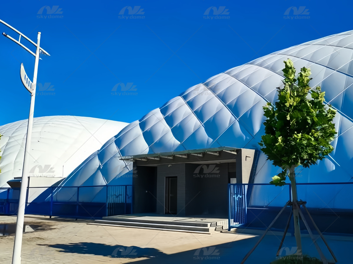 PVDF dvostruke strukturne sportske kupole na napuhavanje potpomognute zrakom