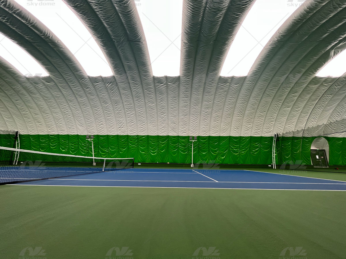 T&auml;ispuhutav tennisespordi &otilde;hukuppel