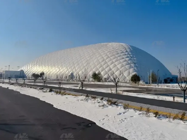 Den trinvise konstruktionsproces af et professionelt fodbold Air Dome-anl&aelig;g