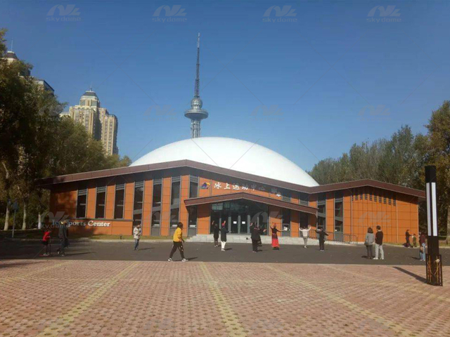 All-Weather Air Dome voor schaatsen en hockey